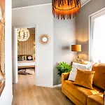 Dom wakacyjny 10floor Private Parking Como
