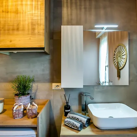 10floor Private Parking Holiday home *